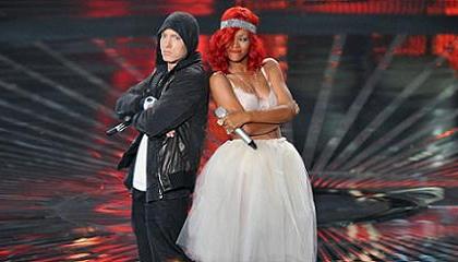 rihanna ft eminem love the way you lie 2